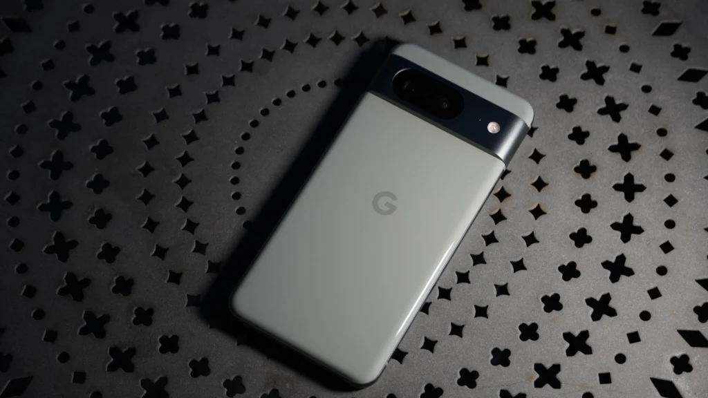 Google Pixel 8 — найкращий Android-смартфон середнього класу