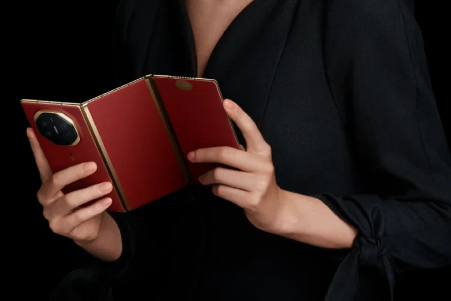 Huawei Mate XT перший телефон, що складається втричі, коштує від вражаючих $2,800 001
