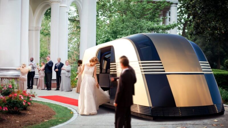 Ілон Маск презентував Tesla Robovan — автономний фургон для перевезень майбутнього
