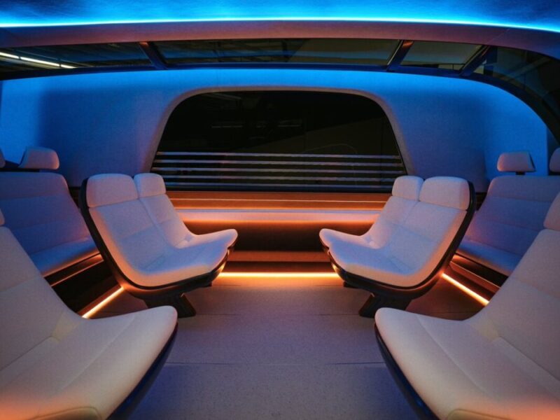 Tesla-Robovan-inside-2-900x675