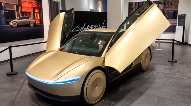 Ілон Маск анонсує Tesla Cybercab: електромобіль без керма, педалей та з індуктивною зарядкою