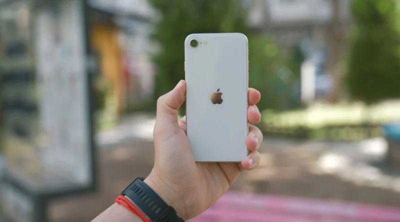 Новий iPhone SE 4 з’явиться на початку 2025 року з процесором A18
