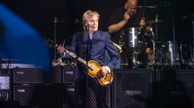 Остання пісня The Beatles, відновлена ​​за допомогою штучного інтелекту, претендує на Ґреммі