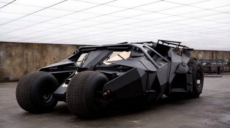 Легендарний бетмобіль Tumbler тепер можна придбати за 3 мільйони доларів