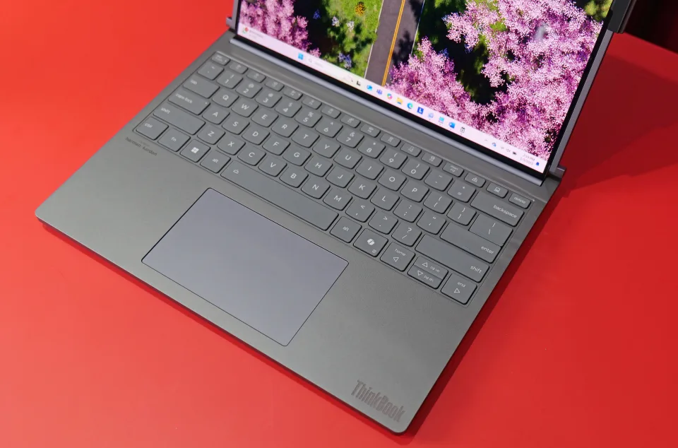 Lenovo ThinkBook Plus Gen 6 Rollable