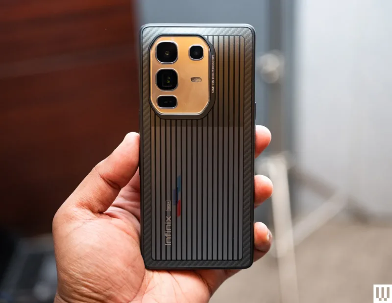 Чохол Infinix, що заряджається від світла