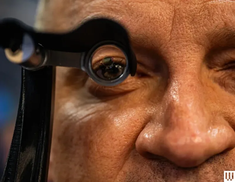 Розумні контактні лінзи Xpanceo