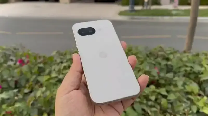 Не анонсований Google Pixel 9a вже має перші огляди на YouTube