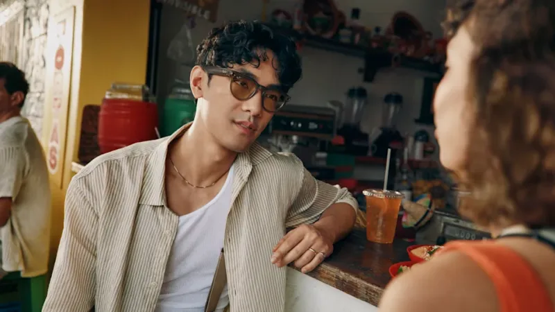 Meta розширює функції смартокулярів Ray-Ban: живий переклад, штучний інтелект та підтримка нових сервісів