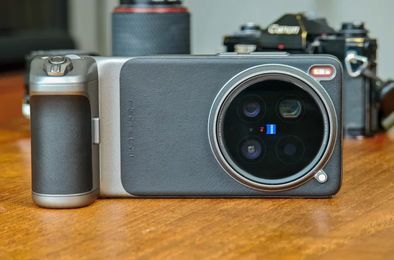 Огляд Vivo X200 Ultra з Photography Kit: смартфон, що замінює дзеркалку