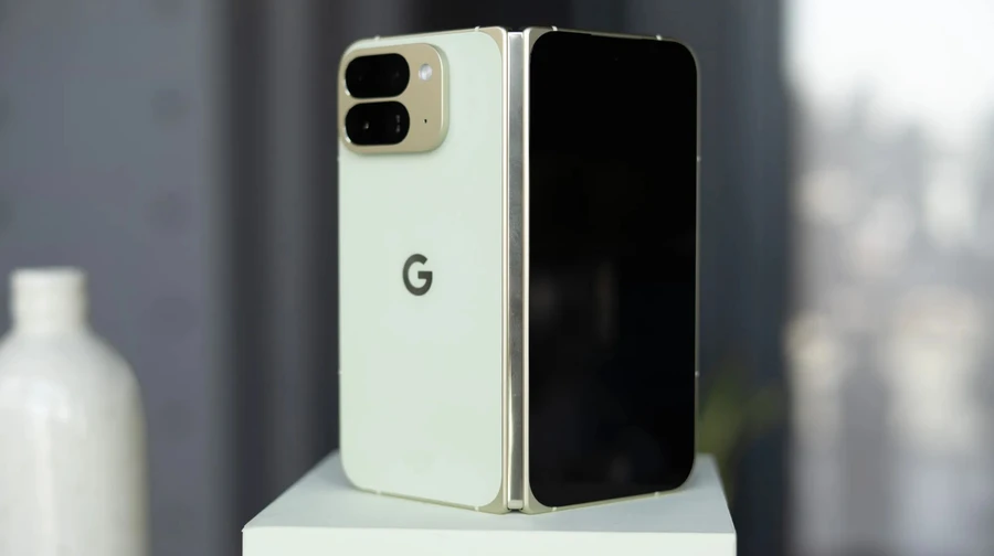 Google Pixel 10 Pro Fold: покращена пилостійкість IP68, Qi2 зарядка та оновлені камери