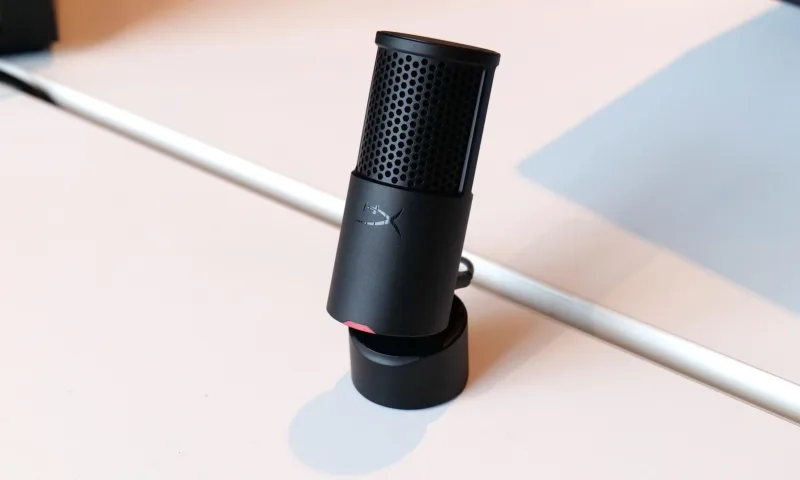 Настільні мікрофони HyperX FlipCast ($230) та SoloCast 2 ($60): FlipCast