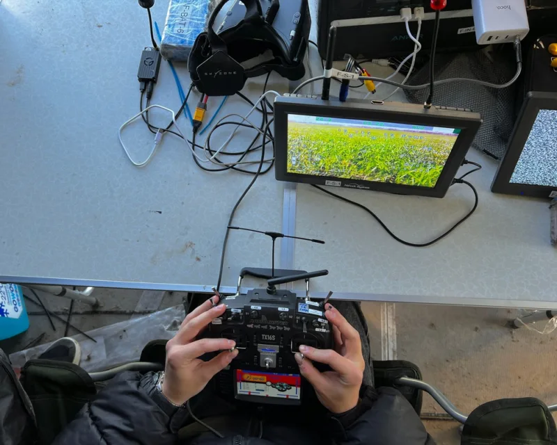 Управління дроном FPV за допомогою автономного модуля управління (Фото: Dwarf Engineering)