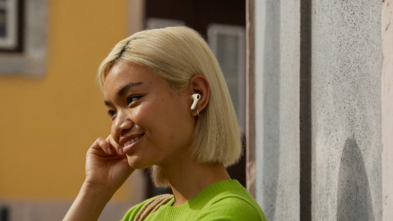 Apple представила AirPods Pro 3: ціна та нові функції з перекладом та пульсометром