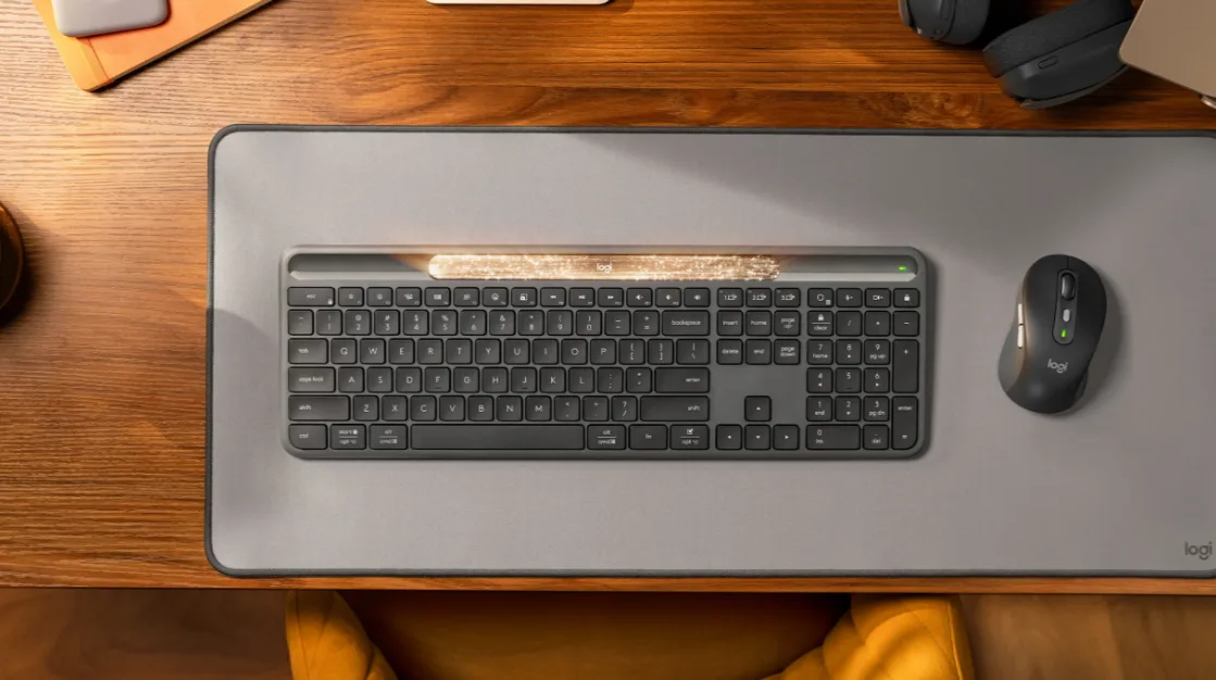 Logitech представила клавіатуру Signature Slim Solar+ K980
