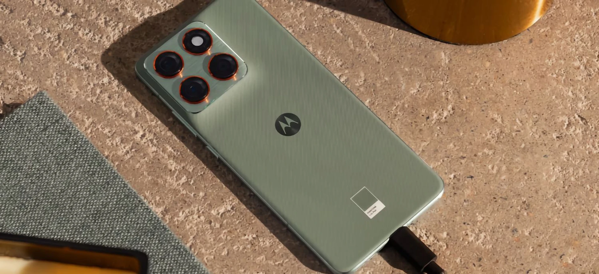 Ультратонкий Edge 70: Motorola представила свій найтонший смартфон із рекордною автономністю