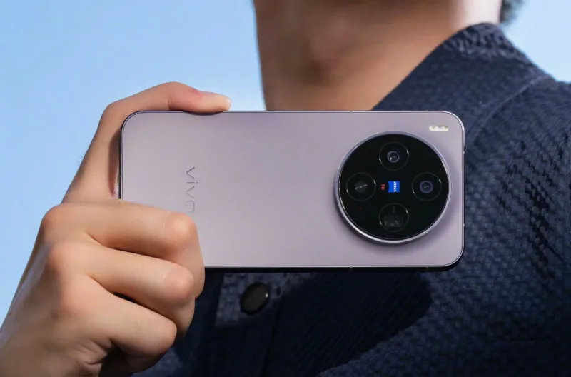 Vivo X300 Pro представлений з камерою, що конкурує з Ultra-моделями