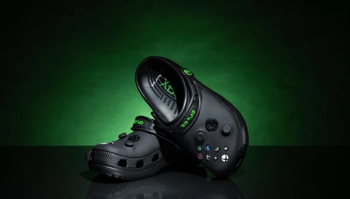 Xbox та Crocs випустили лімітовані сабо з кнопками контролера за $80