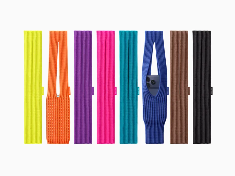 Apple та Issey Miyake випустили iPhone Pocket: в'язаний чохол-кишеня за $230