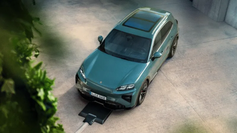 Porsche електрифікував Cayenne: потужність 1139 к. с., зарядка 400 кВт та індукційне заряджання