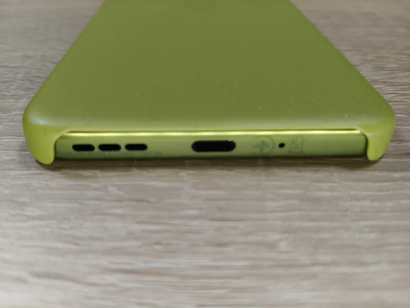 Огляд Motorola G86 5G: коли екран коштує компромісів