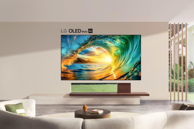 LG відродила Wallpaper TV на CES 2026 без саундбара, але з бездротовим Zero Connect Box