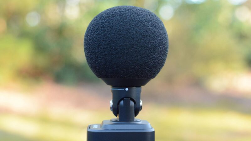 Shure показала MV88 USB-C на CES 2026: компактний мікрофон для смартфонів за $159