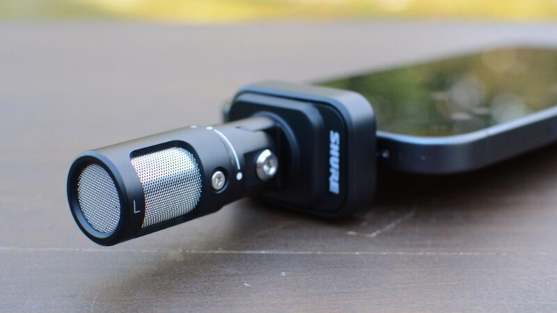 Shure показала MV88 USB-C на CES 2026: компактний мікрофон для смартфонів за $159