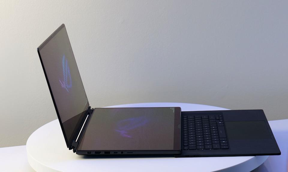 ASUS представила ROG Zephyrus Duo — ігровий ноутбук з двома екранами