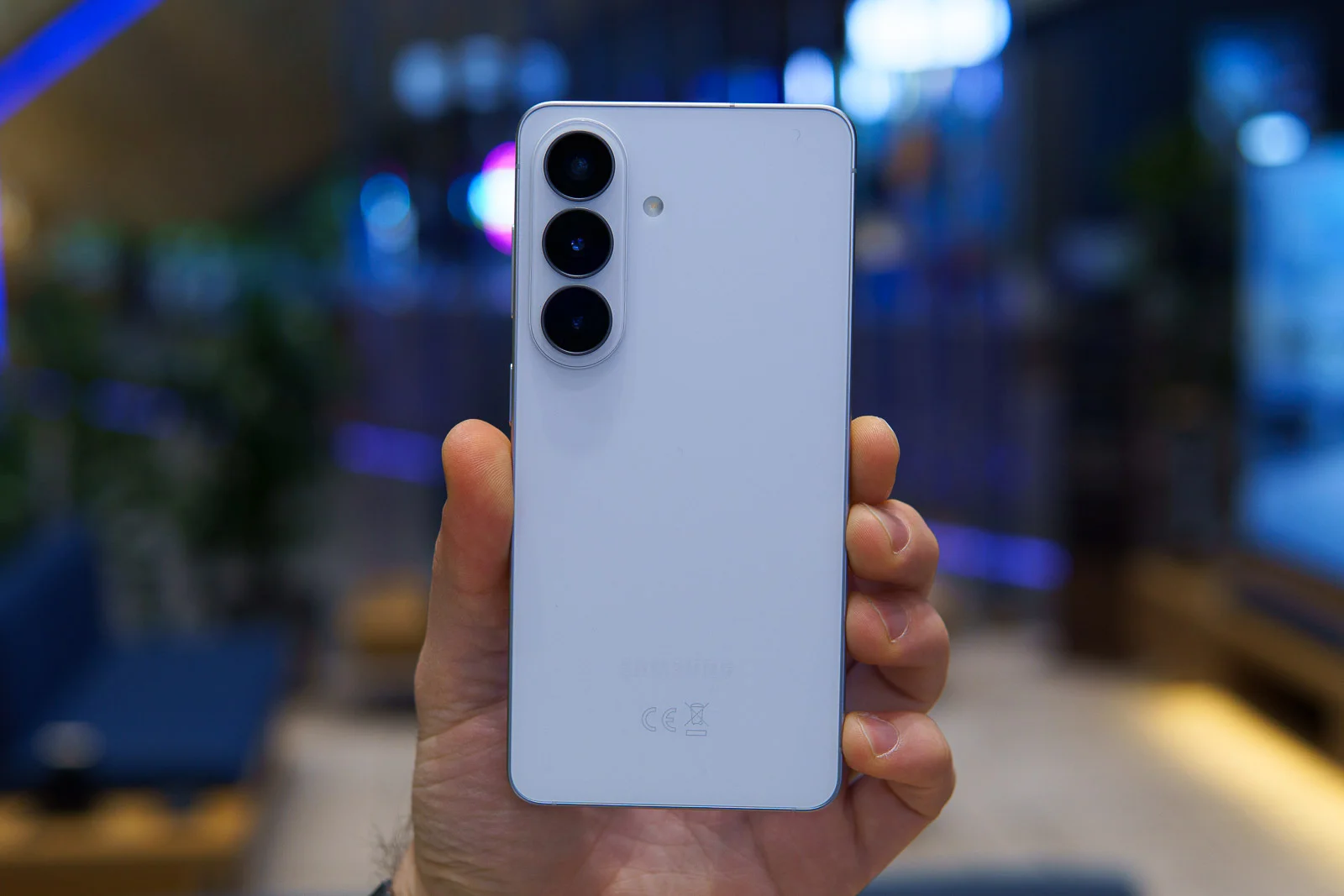 Samsung офіційно представила Galaxy S26 та S26 Plus: характеристики та ціни нових флагманів