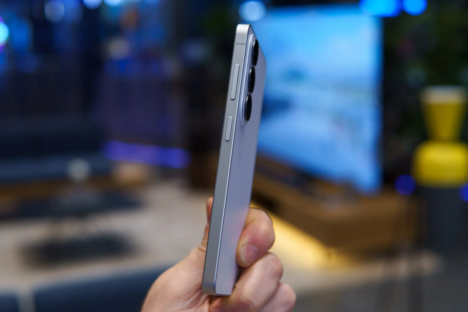 Samsung офіційно представила Galaxy S26 та S26 Plus: характеристики та ціни нових флагманів