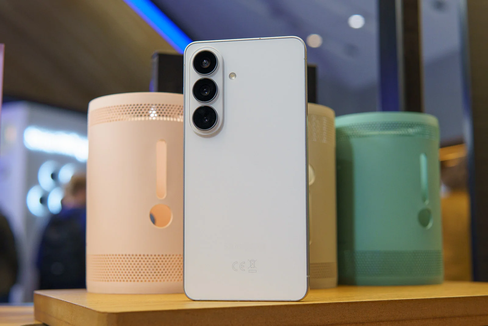 Samsung офіційно представила Galaxy S26 та S26 Plus: характеристики та ціни нових флагманів