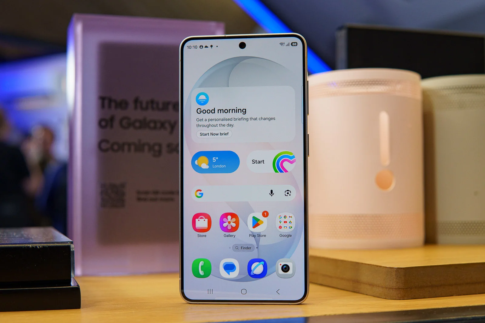 Samsung офіційно представила Galaxy S26 та S26 Plus: характеристики та ціни нових флагманів