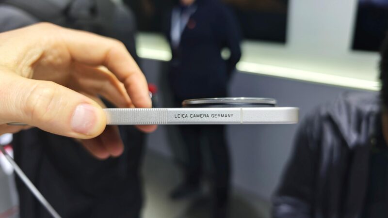 Xiaomi та Leica представили Leitzphone: смартфон із 1-дюймовим сенсором та механічним диском керування
