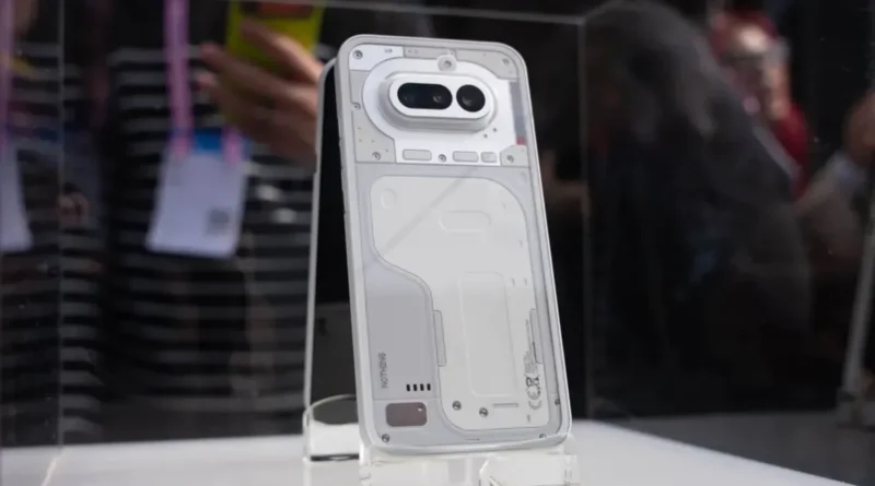 Nothing показала дизайн Phone (4a) на MWC 2026: нові кольори та оновлена підсвітка