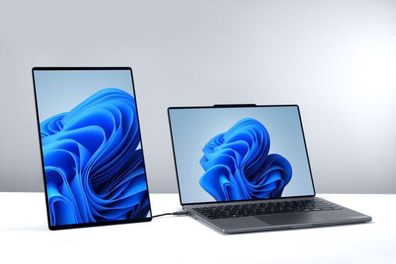 Lenovo представила Modular AI PC: концепт ноутбука зі змінними портами та екранами на MWC 2026