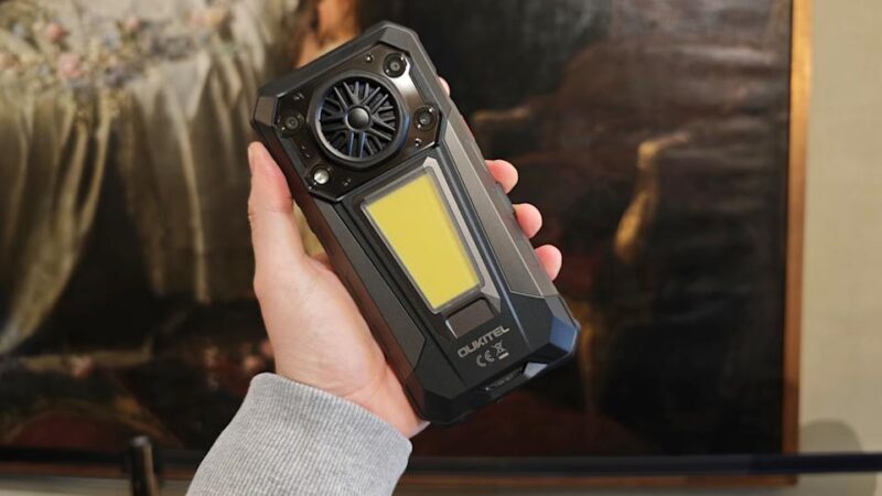 Смартфон із вбудованою запальничкою: Oukitel презентувала WP63 на MWC 2026