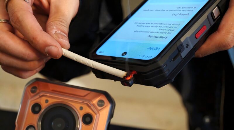 Смартфон із вбудованою запальничкою: Oukitel презентувала WP63 на MWC 2026