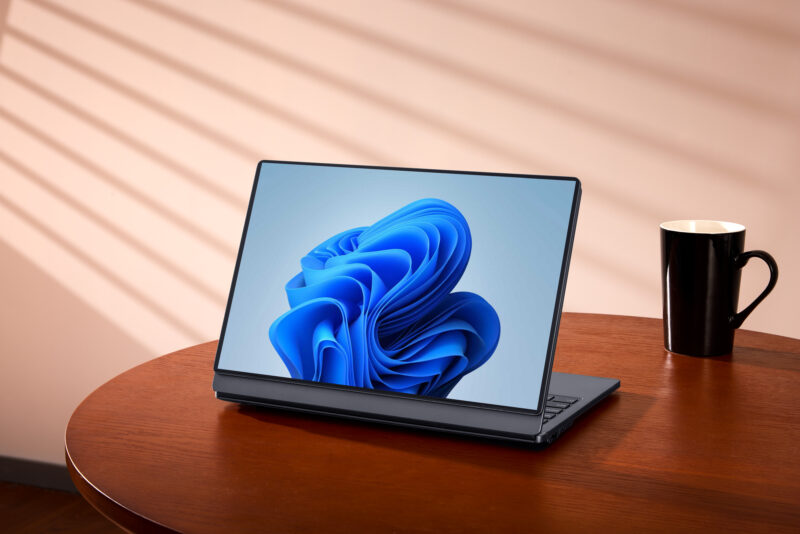 Lenovo представила Modular AI PC: концепт ноутбука зі змінними портами та екранами на MWC 2026