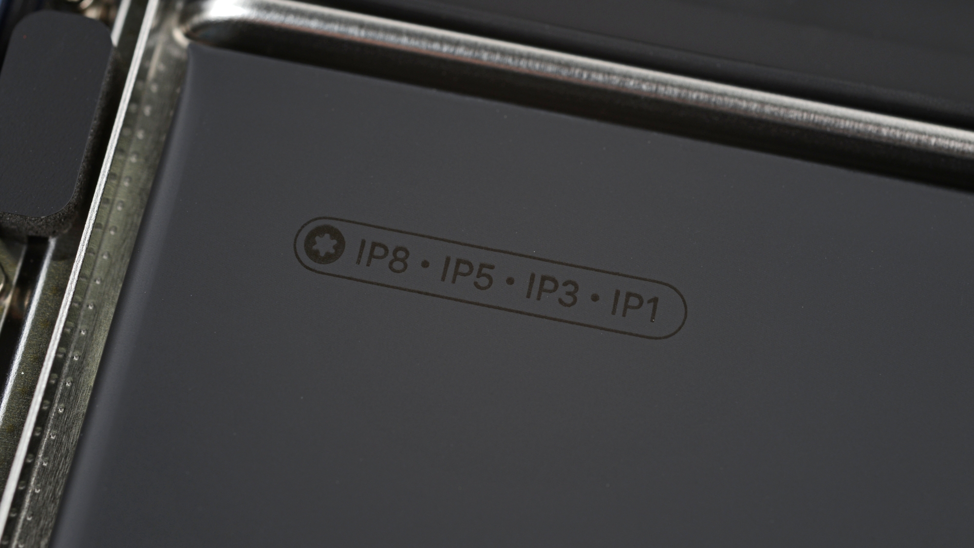 iFixit: MacBook Neo — найремонтопридатніший ноутбук Apple за останні 14 років