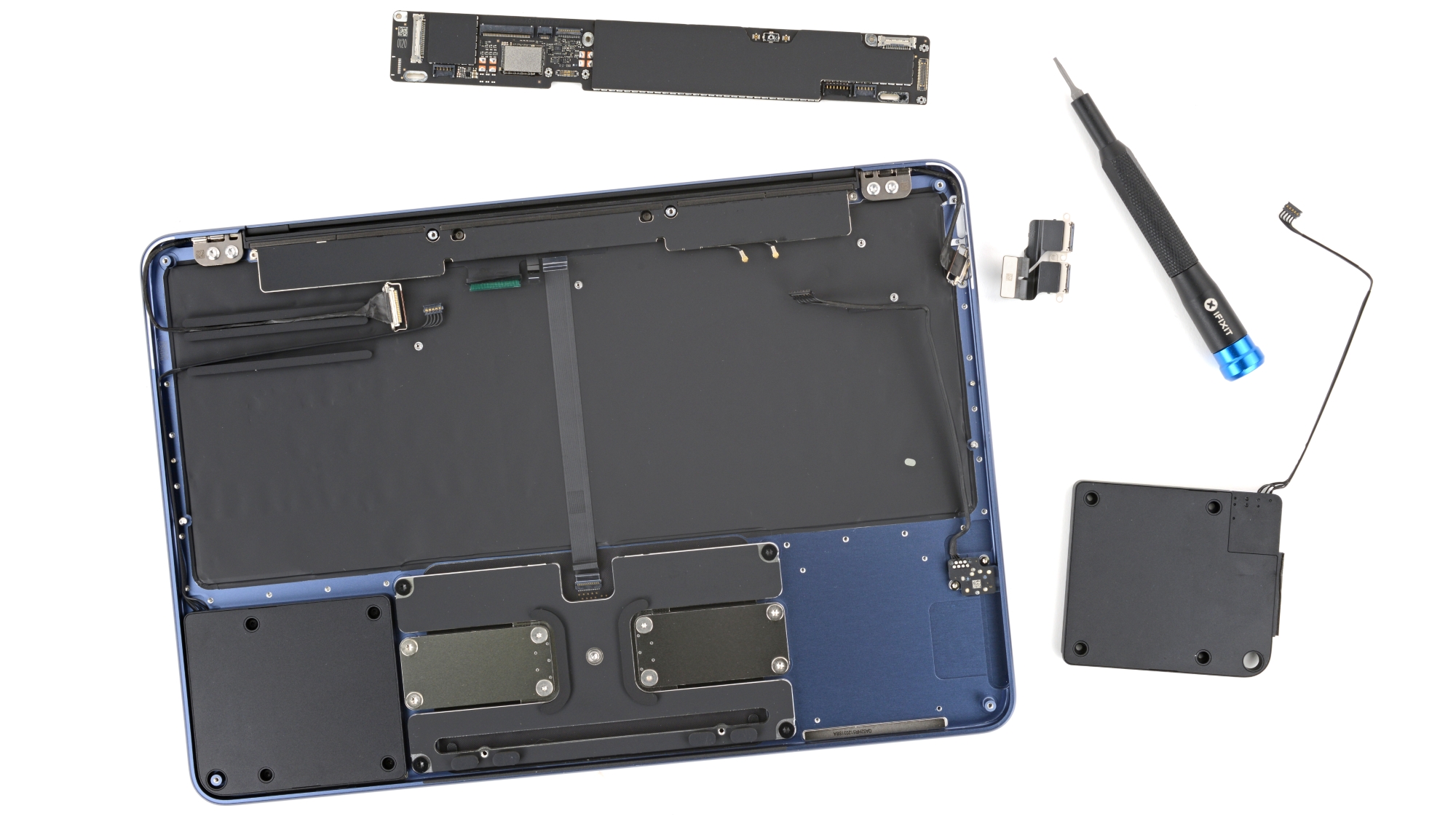 iFixit: MacBook Neo — найремонтопридатніший ноутбук Apple за останні 14 років