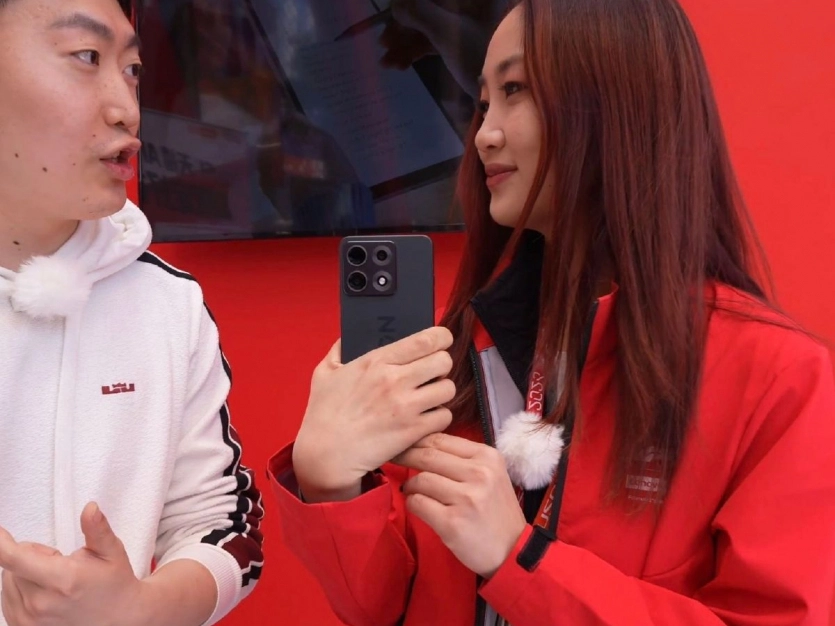 Lenovo готує повернення ігрових смартфонів Legion: перші фото та характеристики новинки