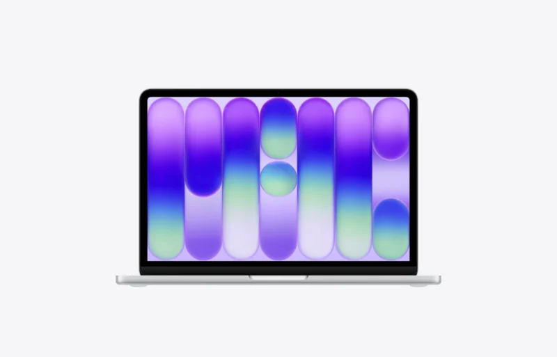 MacBook Neo у сріблястому (silver) кольорі