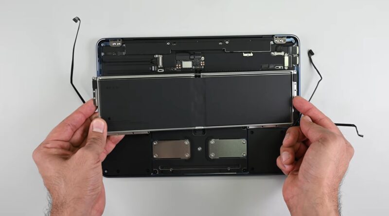 iFixit: MacBook Neo — найремонтопридатніший ноутбук Apple за останні 14 років