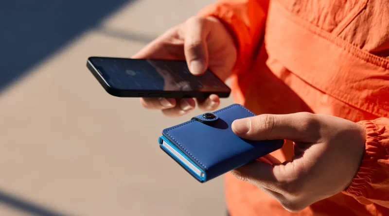 Chipolo і Secrid випустили гаманець із вбудованим трекером