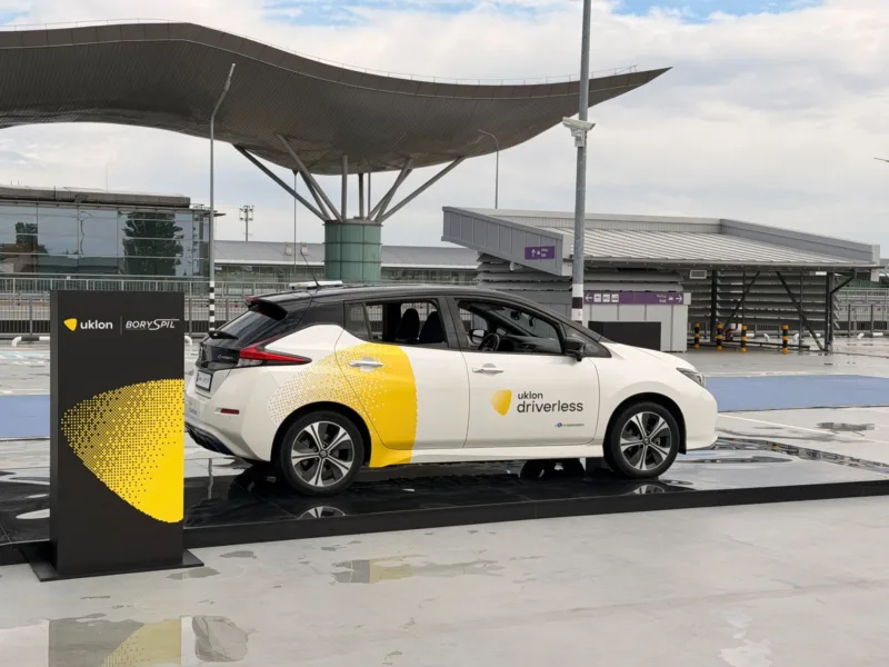 Uklon тестує дистанційне керування авто для запуску роботаксі