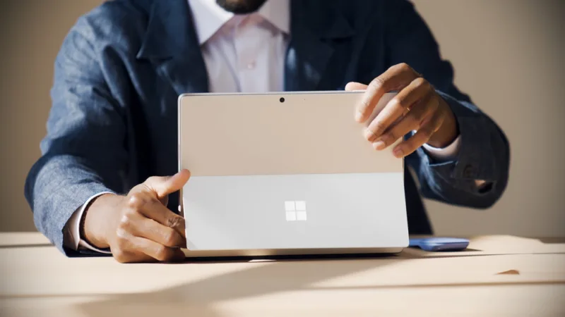 Microsoft оновила бізнес-лінійку Surface на базі Intel Core Ultra 3