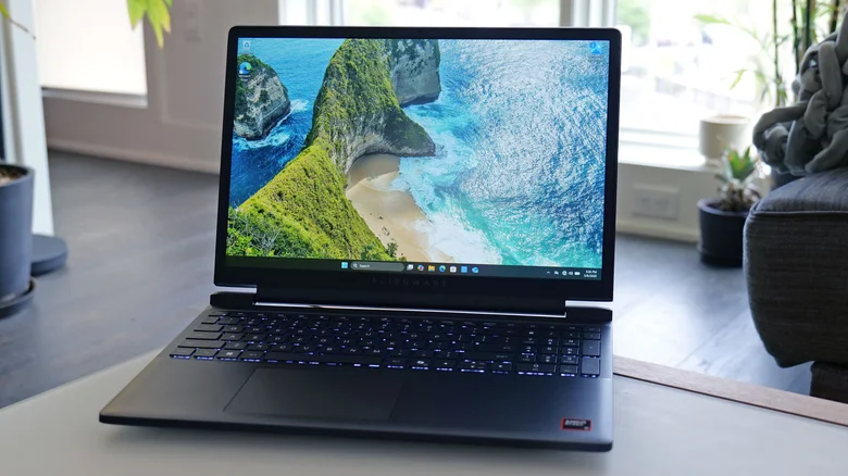 Alienware випустила бюджетний ігровий ноутбук Alienware 15