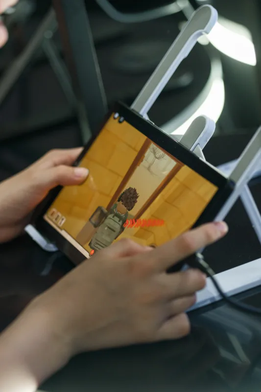 Lenovo та Hillel IT School залучили школярів до розробки гри Expedition в Roblox