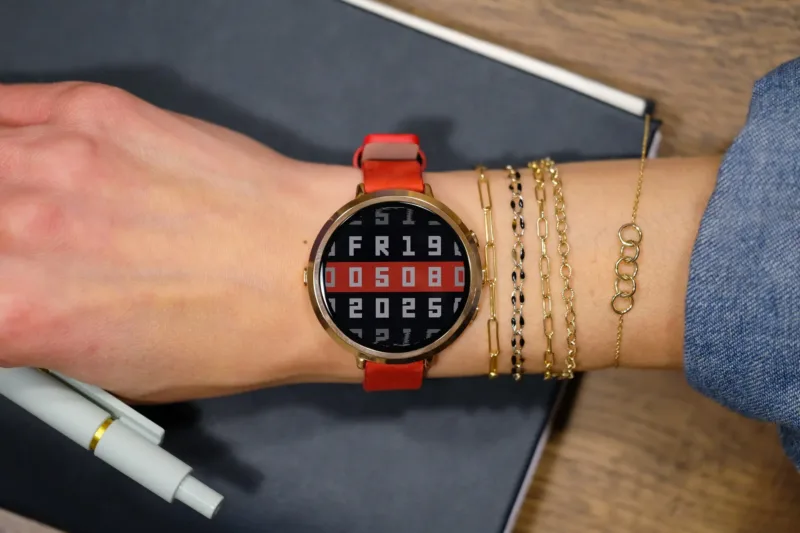 Pebble Round 2 почнуть відправляти в липні, всі передзамовлення обіцяють доставити до вересня